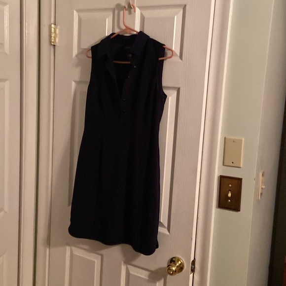 Dress - Picture 2 of 8